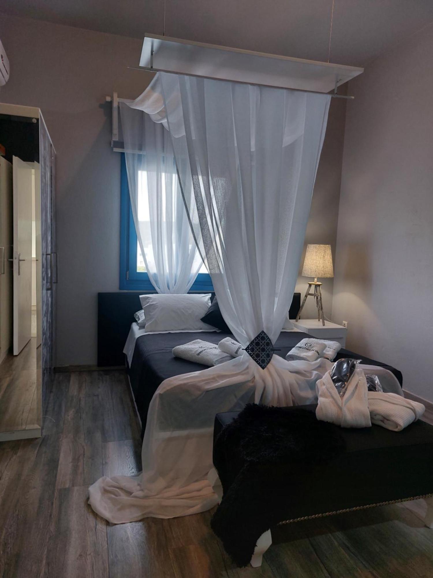 George'S Point Of View Apartment Naousa  Ngoại thất bức ảnh
